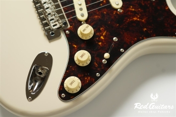 NST100RAL - Vintage White