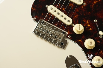 NST100RAL - Vintage White