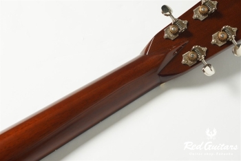 CTM OM-28 Adirondack Spruce / Madagascar Rosewood 2012年製