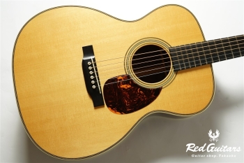 CTM OM-28 Adirondack Spruce / Madagascar Rosewood 2012年製