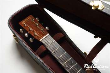 CTM OM-28 Adirondack Spruce / Madagascar Rosewood 2012年製