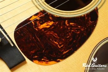 CTM OM-28 Adirondack Spruce / Madagascar Rosewood 2012年製