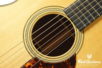 CTM OM-28 Adirondack Spruce / Madagascar Rosewood 2012年製