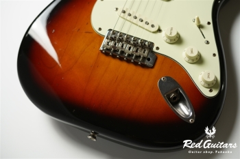 ST62-85 - 3Tone Sunburst 1984年製