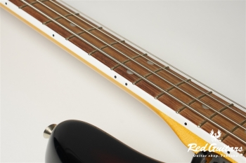 American Vintage II ’66 Jazz Bass