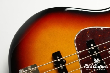 American Vintage II ’66 Jazz Bass