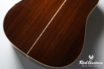 D-28 Standard #2611236