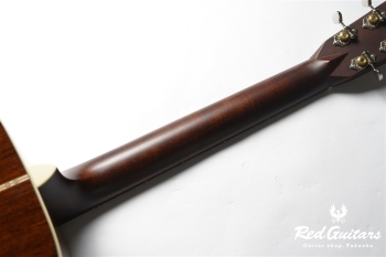 D-28 Standard #2611236