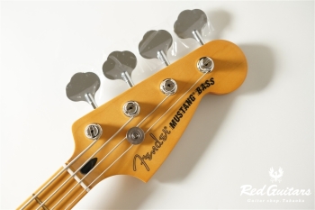 Player II Mustang Bass PJ - 3-Color Sunburst