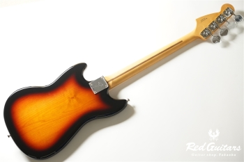 Player II Mustang Bass PJ - 3-Color Sunburst