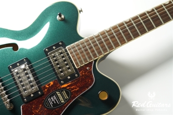 G2622 Streamliner Center Block Double-Cut with V-Stoptail - Cadillac Green