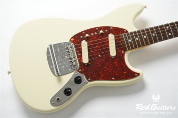 MG65 - Vintage White