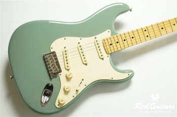 American Professional Stratocaster - Sonic Gray