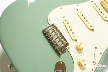 American Professional Stratocaster - Sonic Gray