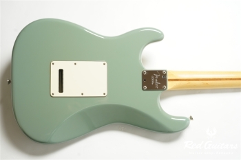 American Professional Stratocaster - Sonic Gray