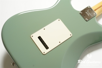 American Professional Stratocaster - Sonic Gray