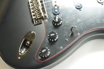 Made in Japan Limited Hybrid II Stratocaster Noir - Black