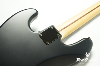  Made in Japan Limited Hybrid II Jazz Bass Noir -  Black