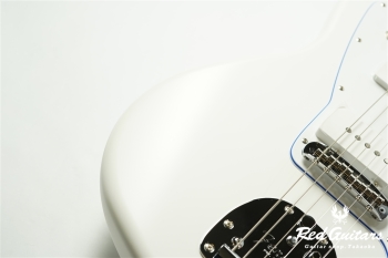 Made in Japan Limited Hybrid II Jazzmaster Blanc