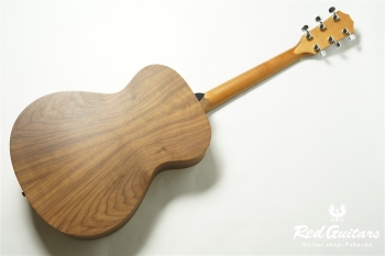 Academy 12 - Natural