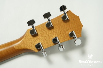 Academy 12 - Natural