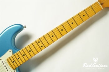 American Professional Classic Stratocaster - Faded Lake Placid Blue