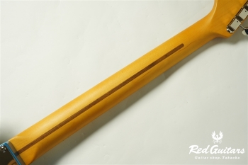 American Professional Classic Stratocaster - Faded Lake Placid Blue