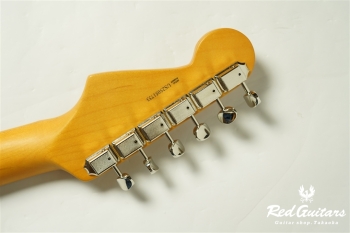 American Professional Classic Stratocaster - Faded Lake Placid Blue