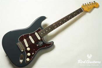 American Professional Classic Stratocaster - Faded Black
