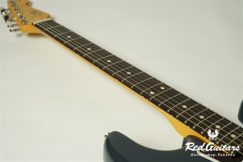 American Professional Classic Stratocaster - Faded Black