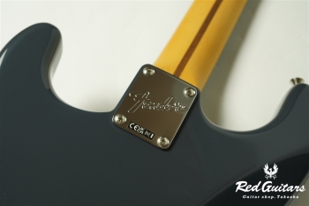 American Professional Classic Stratocaster - Faded Black