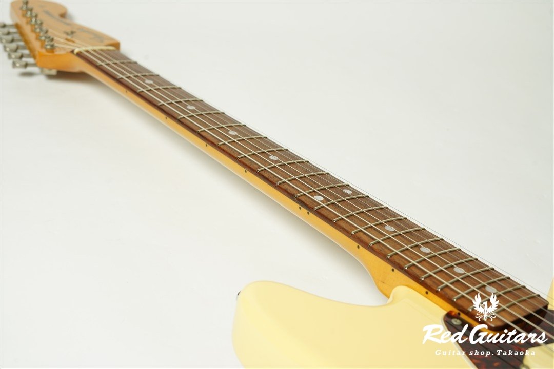 MG69-65 - Yellow White