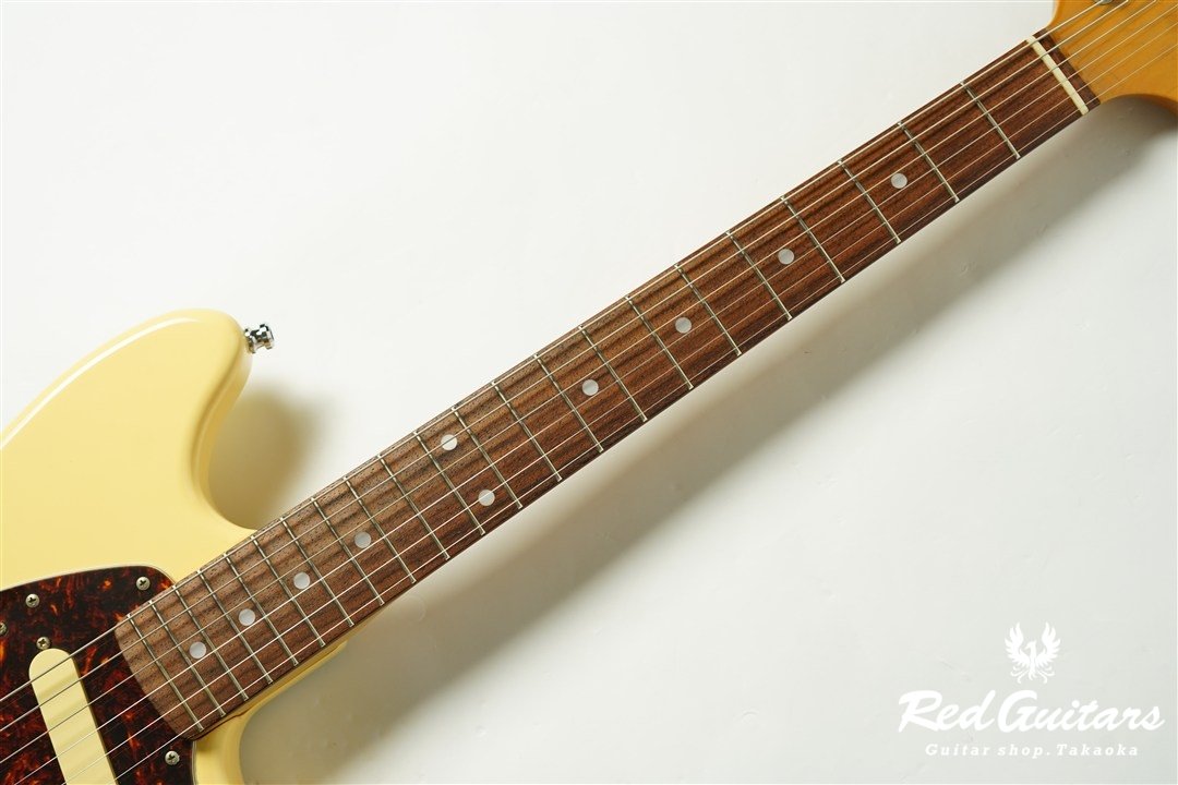 MG69-65 - Yellow White