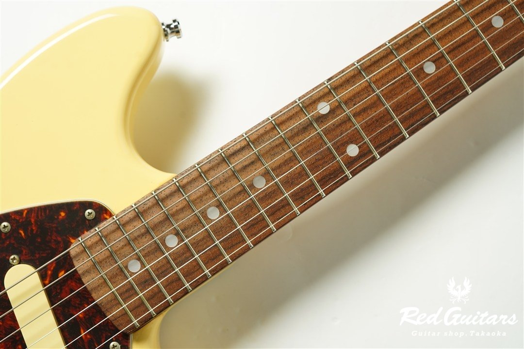 MG69-65 - Yellow White