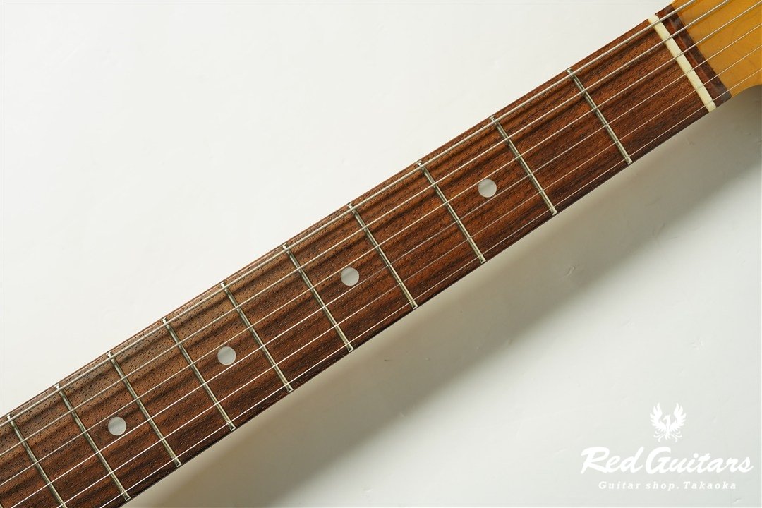 MG69-65 - Yellow White