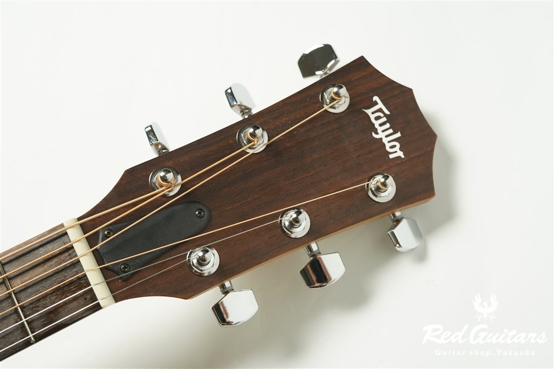 Academy 12 - Natural