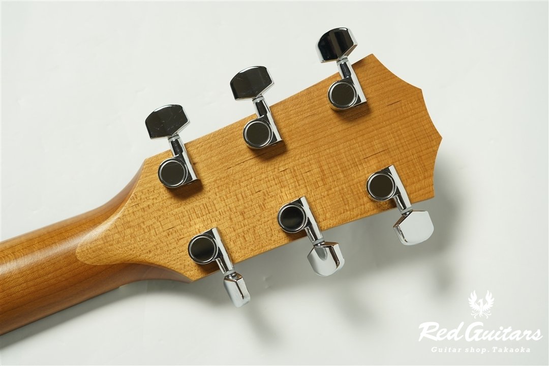 Academy 12 - Natural