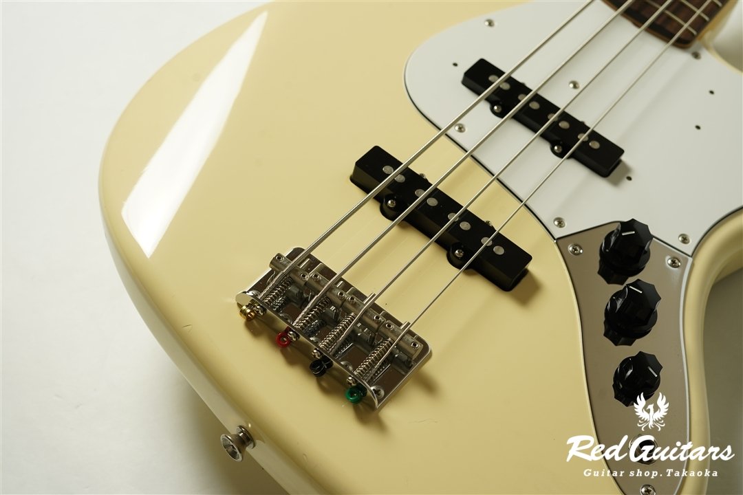 JB-STD - Vintage White