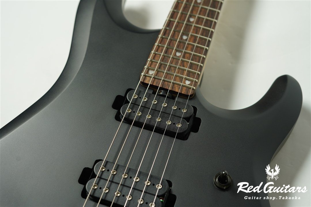 JP60 ‐ Stelth Black