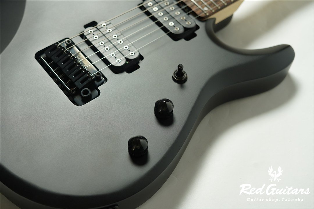 JP60 ‐ Stelth Black