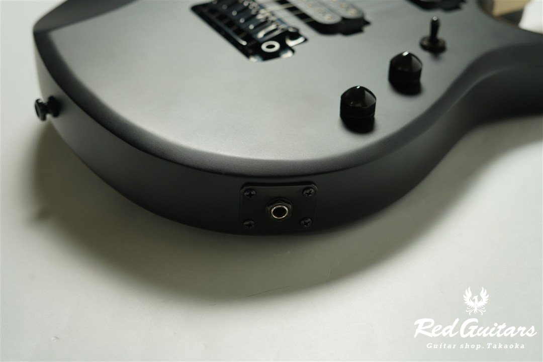 JP60 ‐ Stelth Black