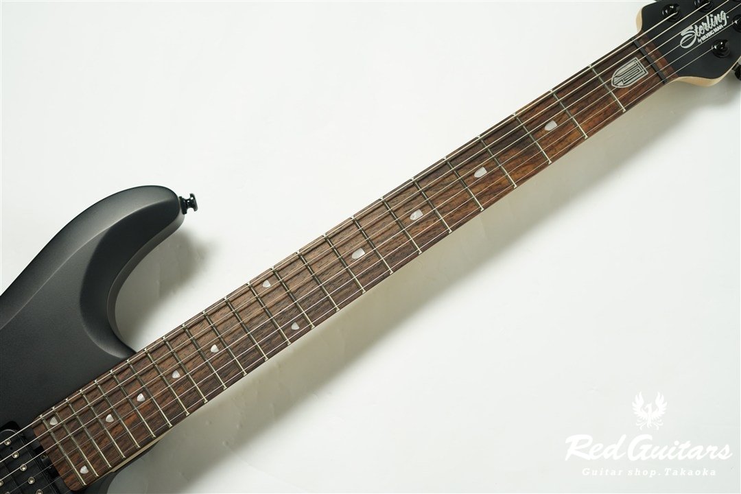 JP60 ‐ Stelth Black