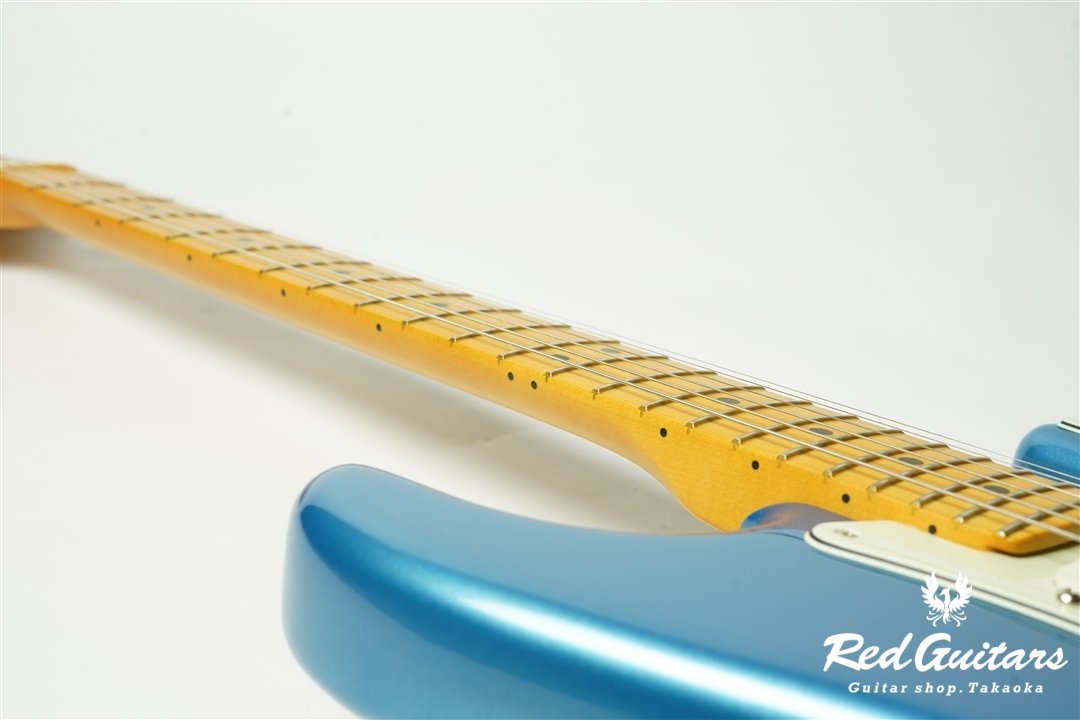 American Professional Classic Stratocaster - Faded Lake Placid Blue