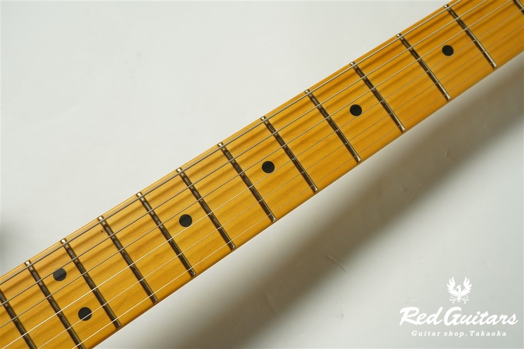 American Professional Classic Stratocaster HSS - 3 Color Sunburst