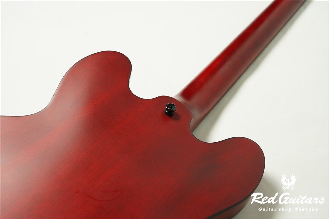 Dot Studio - Worn Cherry