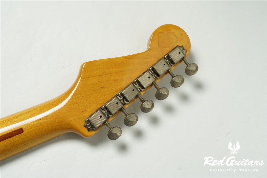 ST57-58US - Tobacco Sunburst