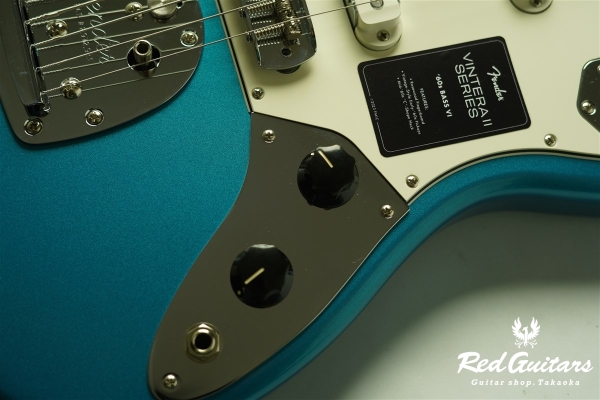 Vintera II ’60s Bass VI - Lake Placid Blue