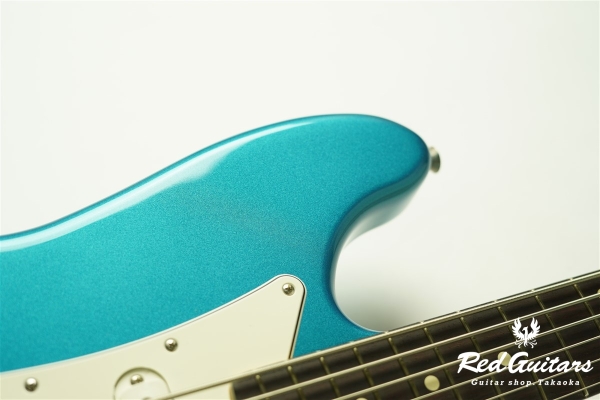 Vintera II ’60s Bass VI - Lake Placid Blue