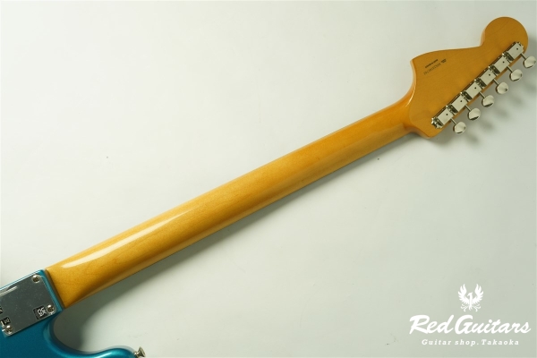 Vintera II ’60s Bass VI - Lake Placid Blue