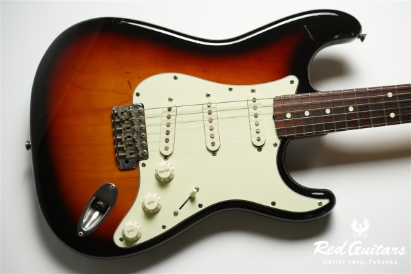 Fender JAPAN ST62-85 - 3Tone Sunburst 1984年製 | Red Guitars 